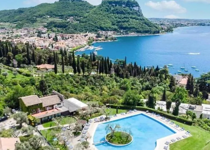 Mono San Vigilio- Euroresidence *